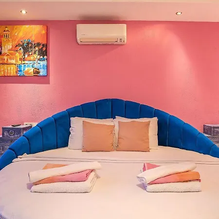 Βίλα Secluded 2 Bedroom Luxury In Islamlar