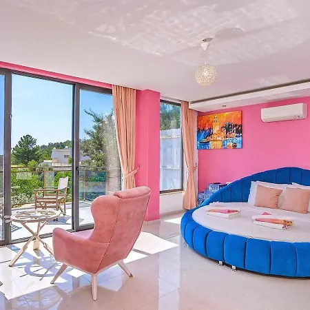 Secluded 2 Bedroom Luxury In Islamlar * Καλκάν
