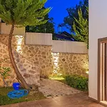 Villa Secluded 2 Bedroom Luxury In Islamlar Kalkan