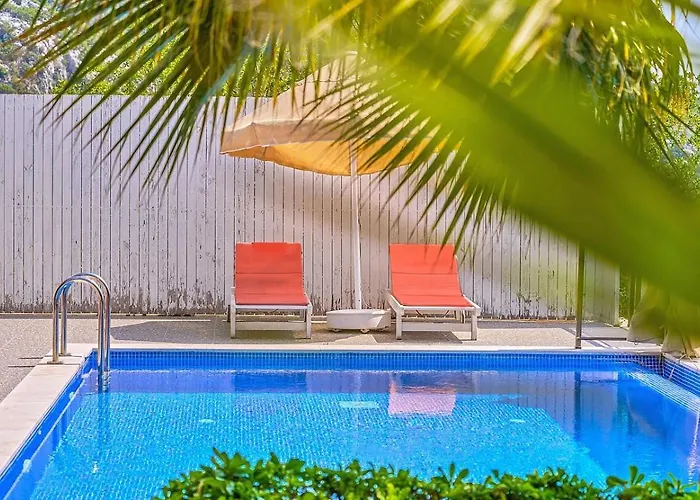 Secluded 2 Bedroom Luxury In Islamlar 别墅