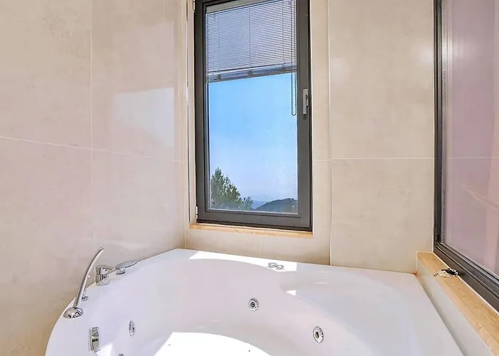 别墅 Secluded 2 Bedroom Luxury In Islamlar *